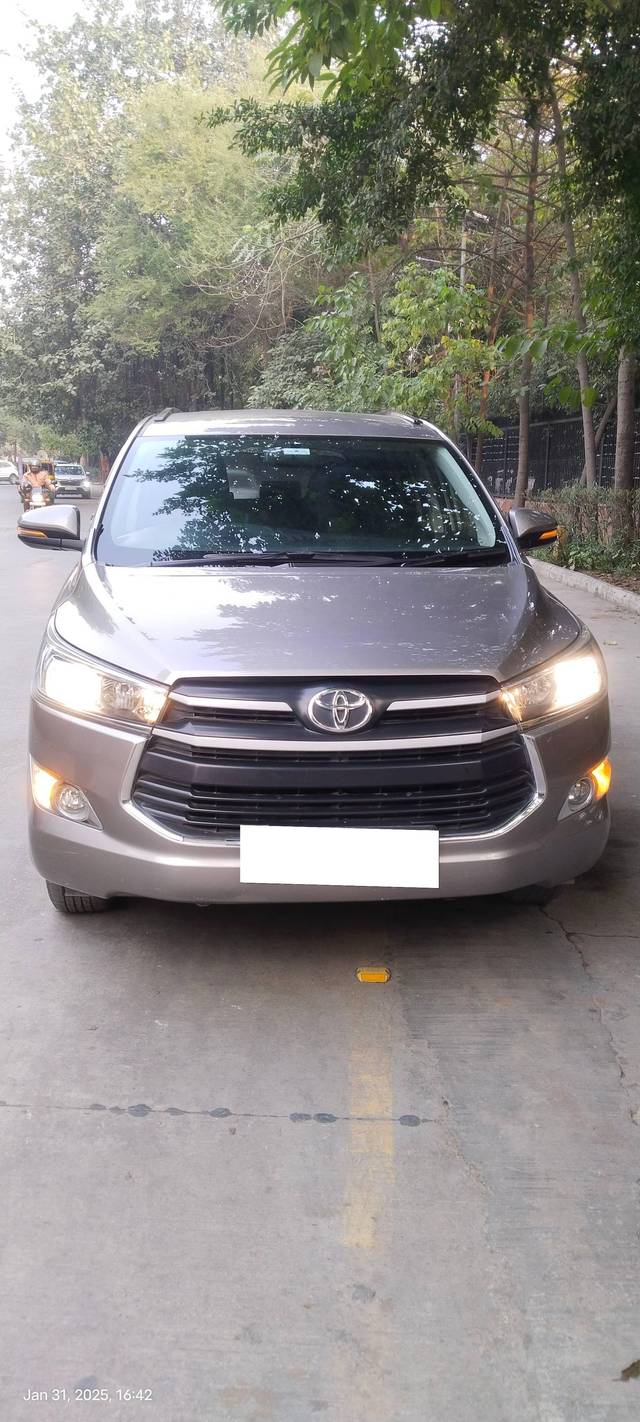 https://images10.gaadi.com/usedcar_image/4574362/original/processed_b5391327126993c238b23018473f8fdf.jpg?imwidth=6402