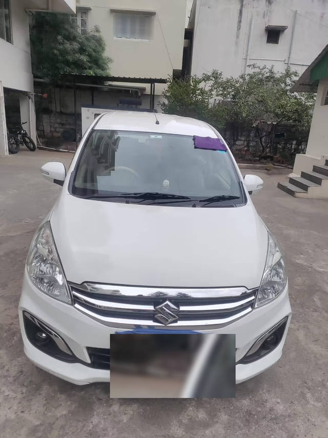 https://images10.gaadi.com/usedcar_image/4574405/original/5b737f29-abf9-4880-a544-6776b768bd3f.png?imwidth=6402