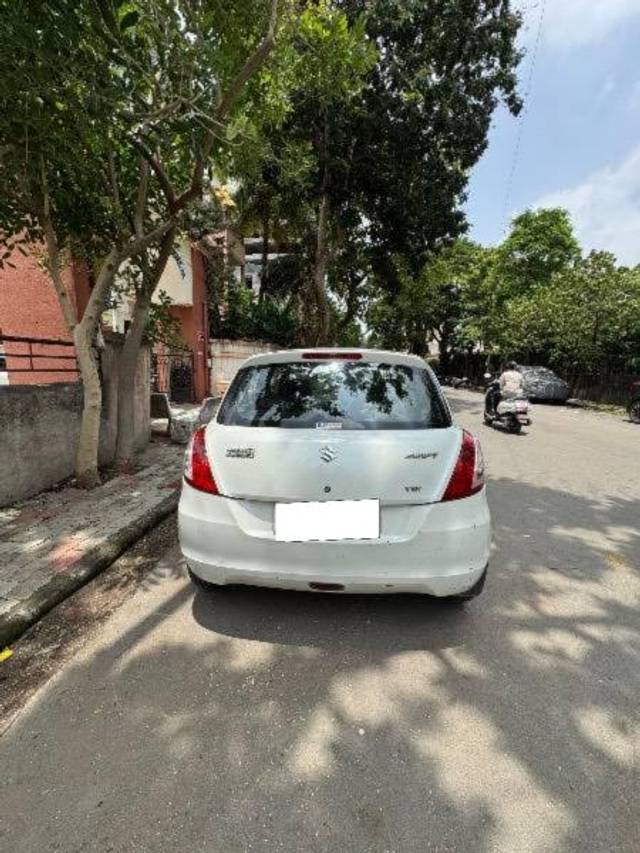 https://images10.gaadi.com/usedcar_image/4574417/original/processed_74dc4ab3-932f-442c-a8cd-9c3a65052e59.jpeg?imwidth=6402