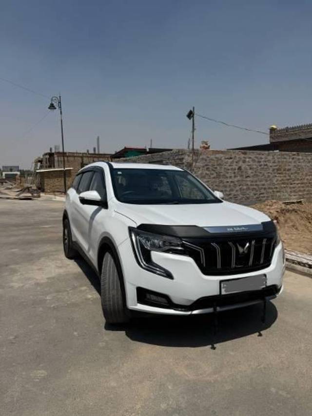 https://images10.gaadi.com/usedcar_image/4574439/original/processed_40015024-6cb0-4c93-b86a-7b94dd540cc8.jpg?imwidth=6400