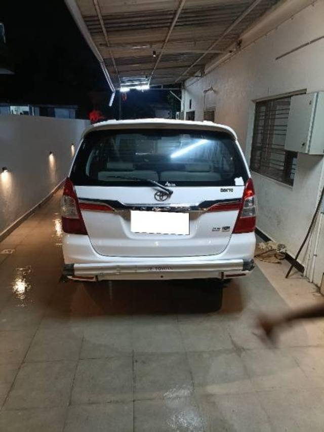 https://images10.gaadi.com/usedcar_image/4574444/original/processed_6d413164-0049-463a-b829-f2fb5281a45c.jpg?imwidth=6401