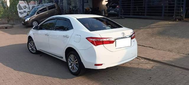 https://images10.gaadi.com/usedcar_image/4574455/original/processed_7969445d-a08d-4e93-9910-ecb6a0215030.jpg?imwidth=6402