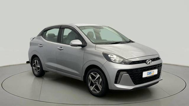 https://images10.gaadi.com/usedcar_image/4574457/original/ffd20f6379064a83884830c0a3b53d3d.jpg?imwidth=6400