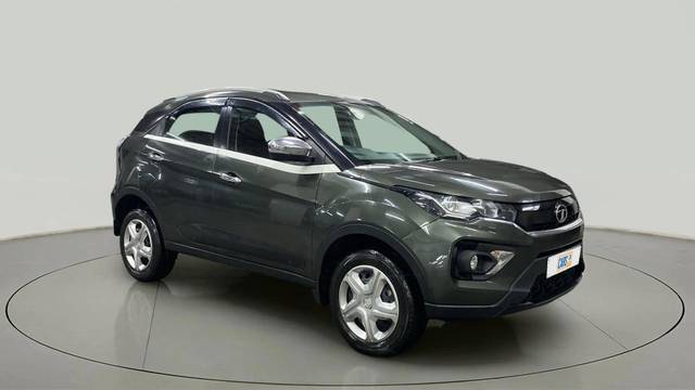 https://images10.gaadi.com/usedcar_image/4574467/original/eedc175c5cdc6e9db5f616e60e1bcc86.jpg?imwidth=6400