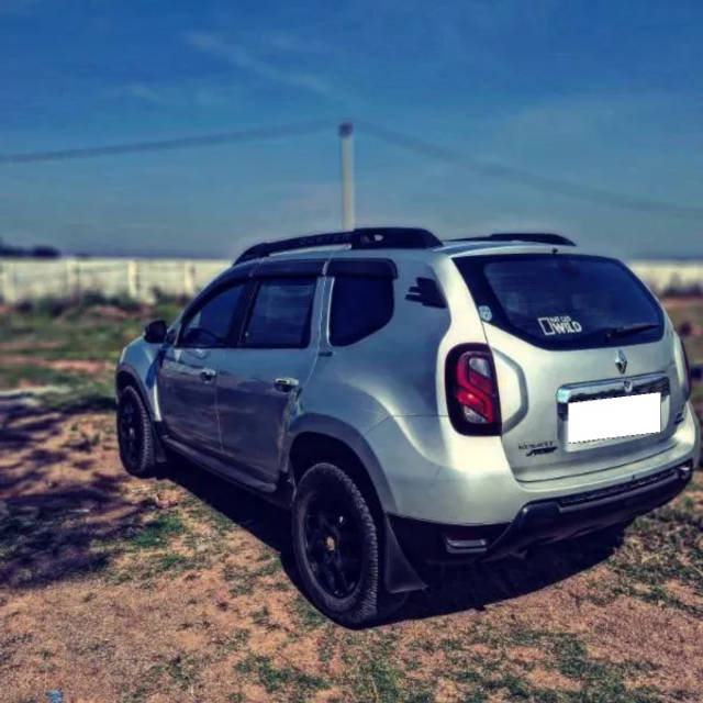 https://images10.gaadi.com/usedcar_image/4574536/original/processed_0c769f0a-1e06-45a9-a670-88bfb2d15cd3.webp?imwidth=6401