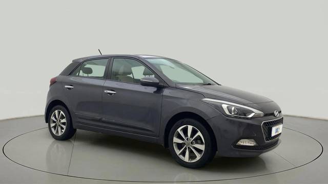 https://images10.gaadi.com/usedcar_image/4574585/original/2844a41964de70da00e4af20e85ac376.jpg?imwidth=6400