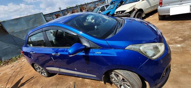 https://images10.gaadi.com/usedcar_image/4574607/original/processed_e265759d-d9a5-4884-97f7-bcaafb2b2b00.jpg?imwidth=6400