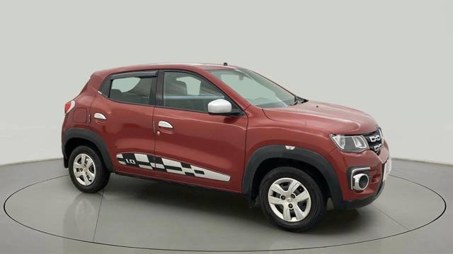 https://images10.gaadi.com/usedcar_image/4574611/original/ef437950cd36bfd196f9a1b9e0d3b60b.jpg?imwidth=6400