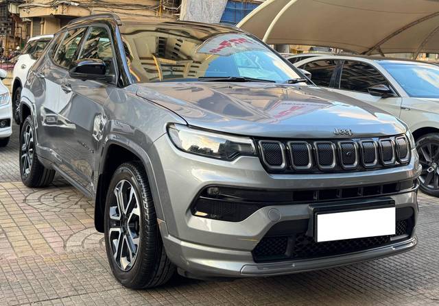 https://images10.gaadi.com/usedcar_image/4574682/original/processed_e72cfff91d13af19aba1998818098967.jpg?imwidth=6400