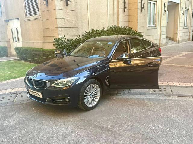https://images10.gaadi.com/usedcar_image/4574750/original/processed_3aaebf44ce8986f1e46542404892e86e.jpg?imwidth=6402