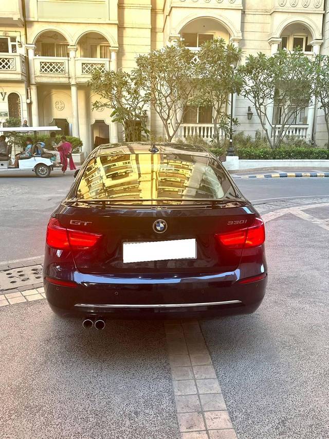 https://images10.gaadi.com/usedcar_image/4574750/original/processed_964165cf1bd34d2c0e3a862307b7405b.jpg?imwidth=6401
