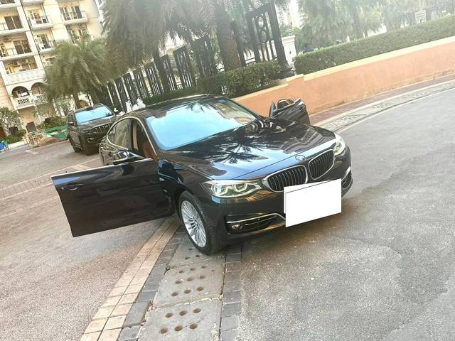 https://images10.gaadi.com/usedcar_image/4574750/original/processed_cdc790040316a9d572d36c0ba88bb2e0.jpg?imwidth=6400