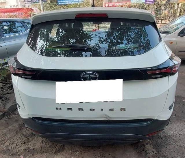 https://images10.gaadi.com/usedcar_image/4574760/original/processed_processed_5f930ffc-0866-445e-a689-f0cf60cd961b.jpeg?imwidth=6402
