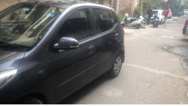 https://images10.gaadi.com/usedcar_image/4574805/original/996aa8d7-84d8-401f-b9d0-46cdbde83817.jpg?imwidth=6400