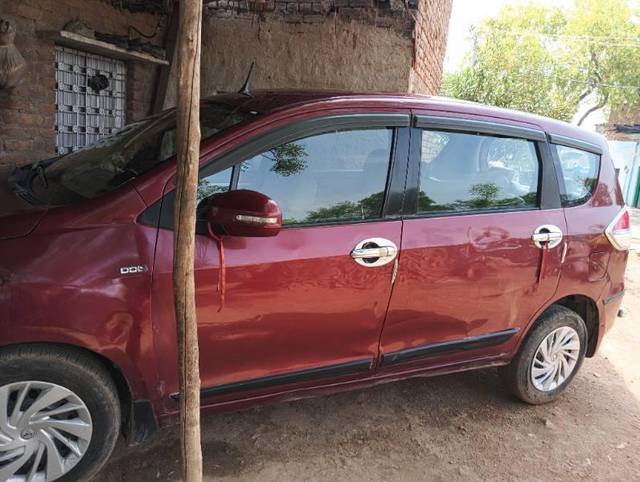 https://images10.gaadi.com/usedcar_image/4574813/original/processed_ec81cd53-2d8c-4953-98d1-50fc7b270930.jpg?imwidth=6400