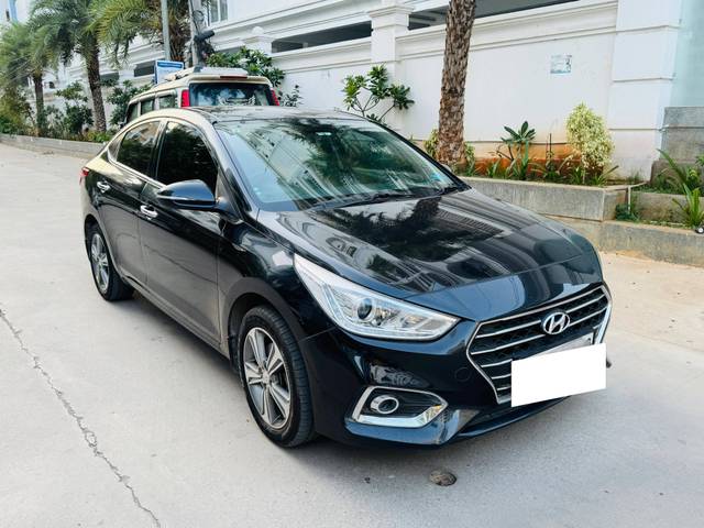 https://images10.gaadi.com/usedcar_image/4574834/original/processed_54b4c47d6d7cfae24a2e26e43f074b11.jpg?imwidth=6400
