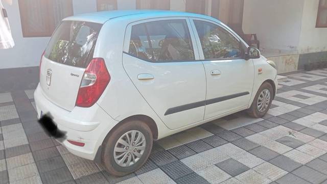 https://images10.gaadi.com/usedcar_image/4574842/original/processed_03001a29-8389-4bca-be14-7a0f40d29c92.jpg?imwidth=6401
