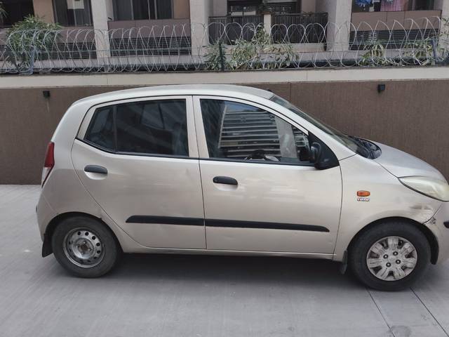 https://images10.gaadi.com/usedcar_image/4574893/original/a22a30eb-311c-4a45-bd56-b0a78a7654f7.jpg?imwidth=6400