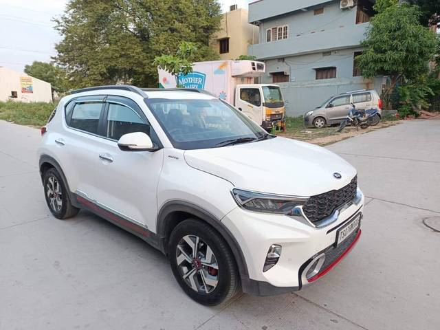 https://images10.gaadi.com/usedcar_image/4574910/original/processed_7a6bb40962f096265e26f262fb660c41.jpg?imwidth=6400