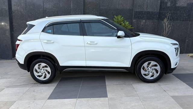 https://images10.gaadi.com/usedcar_image/4574914/original/processed_a4283fef047652beee1906dd0232f5b2.jpg?imwidth=6401