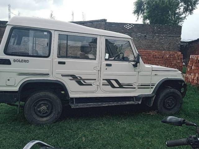 https://images10.gaadi.com/usedcar_image/4574917/original/processed_47c916ff-c8cc-4dc7-a38a-b4ec497e670c.jpg?imwidth=6401