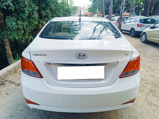 https://images10.gaadi.com/usedcar_image/4574923/original/processed_f07add52909bd5a3ec44c0fbacadffa1.jpg?imwidth=6401
