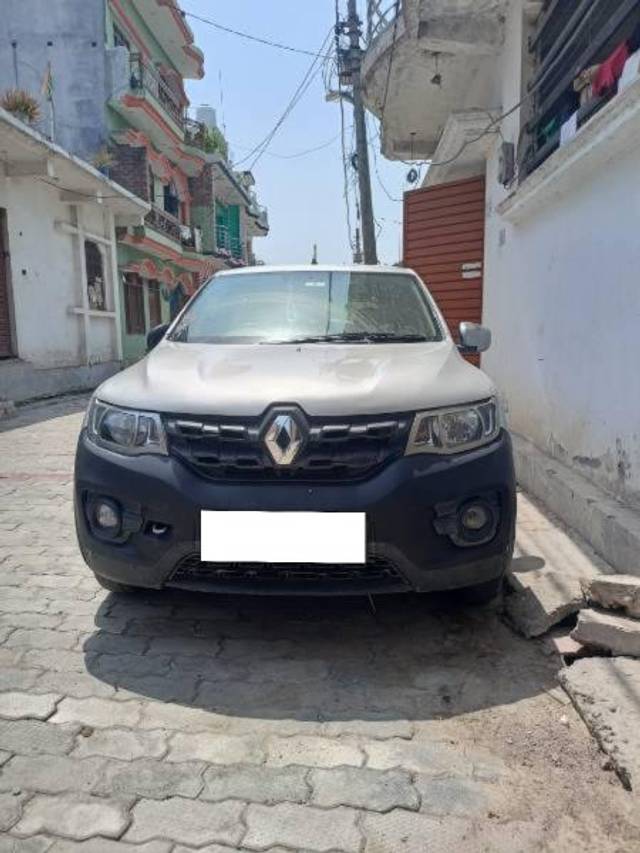 https://images10.gaadi.com/usedcar_image/4574931/original/processed_e57cc381-1ed1-490f-a3ba-0c585fb75087.jpg?imwidth=6402