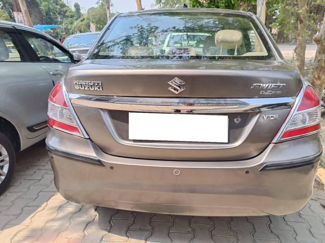 https://images10.gaadi.com/usedcar_image/4574948/original/processed_06e18f0df970db4c0eca93f110f43725.jpg?imwidth=6401