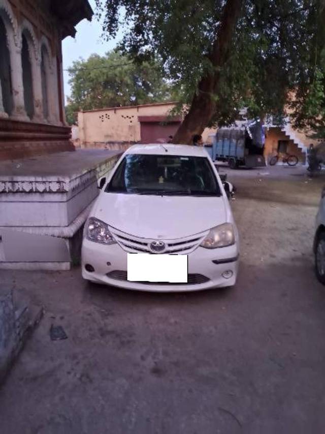https://images10.gaadi.com/usedcar_image/4574949/original/processed_93882e31-b3d6-4c47-b772-2fa6d72b5c54.jpg?imwidth=6400