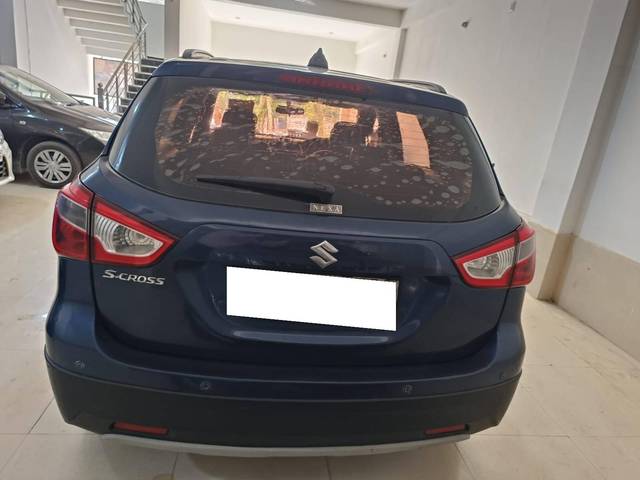 https://images10.gaadi.com/usedcar_image/4574952/original/processed_497e6ac045fb18b17d7548063958e12f.jpg?imwidth=6401