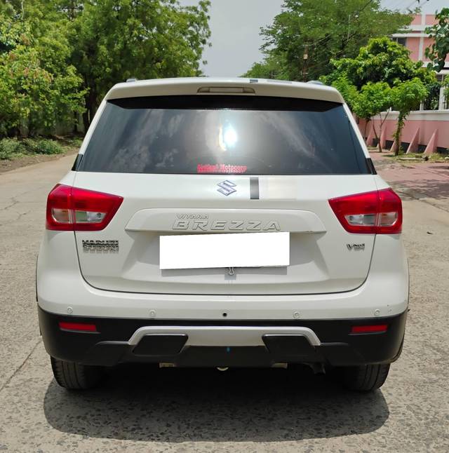 https://images10.gaadi.com/usedcar_image/4574954/original/processed_21860a1fabb30add4310fe7e0ff978b6.jpg?imwidth=6402