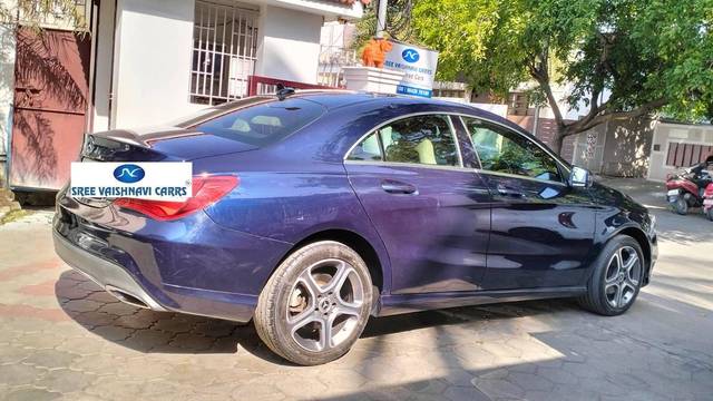 https://images10.gaadi.com/usedcar_image/4574959/original/processed_45304062f75c151d483354dfd58c2b04.jpeg?imwidth=6402