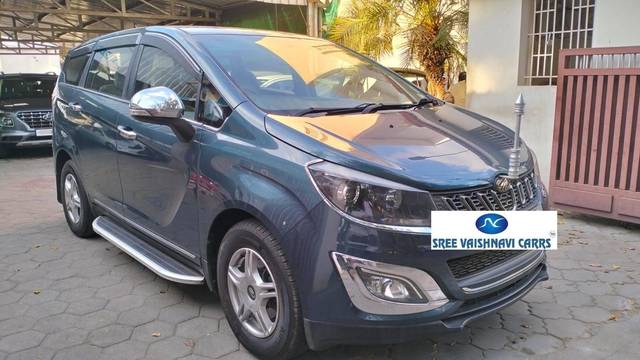 https://images10.gaadi.com/usedcar_image/4574964/original/processed_f01b33a07465e43eeb73c81fc9dd417f.jpeg?imwidth=6400