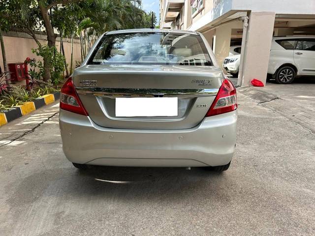 https://images10.gaadi.com/usedcar_image/4575013/original/processed_e719cafd0278450590f7928c3c0bdd2b.jpg?imwidth=6401