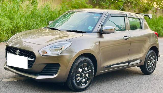 https://images10.gaadi.com/usedcar_image/4575018/original/processed_b453b58ac17181b66a18e0e4759740cd.jpg?imwidth=6400