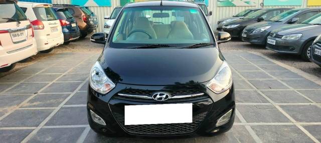 https://images10.gaadi.com/usedcar_image/4575027/original/processed_b0dd1c2925db65fc272d65771cd7cb90.jpg?imwidth=6400