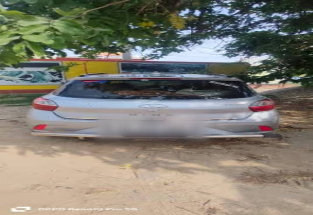 https://images10.gaadi.com/usedcar_image/4575033/original/e4cc0761-27a9-4529-a321-0779fea0b315.?imwidth=6402