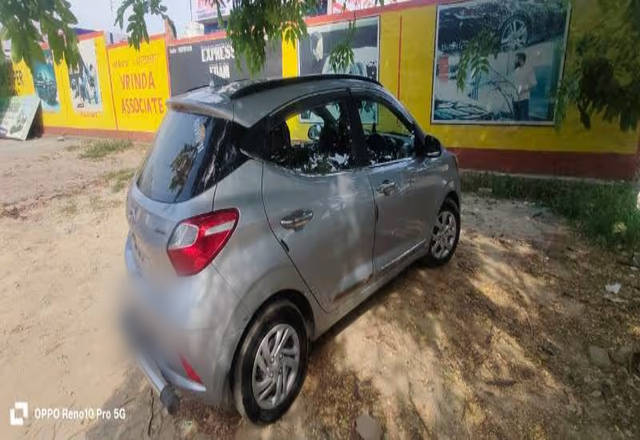 https://images10.gaadi.com/usedcar_image/4575033/original/fda28e12-8dc4-45dc-afd4-a155c7db5a81.?imwidth=6401
