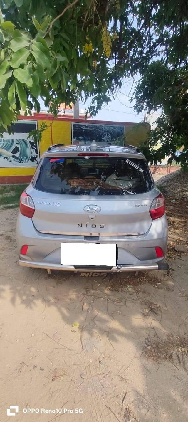 https://images10.gaadi.com/usedcar_image/4575033/original/processed_557b52d70fe10c1aa345581a3f116e86.jpg?imwidth=6401