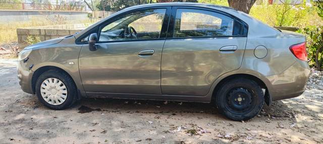 https://images10.gaadi.com/usedcar_image/4575053/original/64ab7414-21b0-432e-bb4c-2d88f638c980.jpg?imwidth=6401