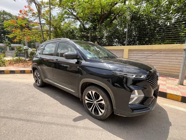 https://images10.gaadi.com/usedcar_image/4575058/original/fd512e88-ad4b-4411-8e95-7ce873137a73.jpg?imwidth=6400