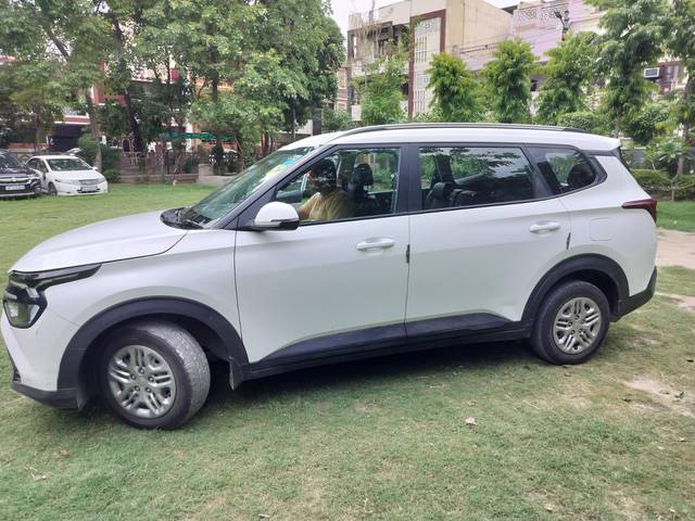 https://images10.gaadi.com/usedcar_image/4575068/original/5c241e55-87e5-4770-81fb-ed6bfb6f35ff.jpg?imwidth=6400