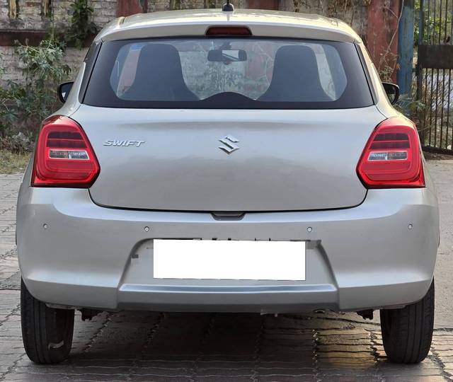 https://images10.gaadi.com/usedcar_image/4575116/original/processed_d6a0fe2d39ac543fbb2bbca09d000515.jpg?imwidth=6401