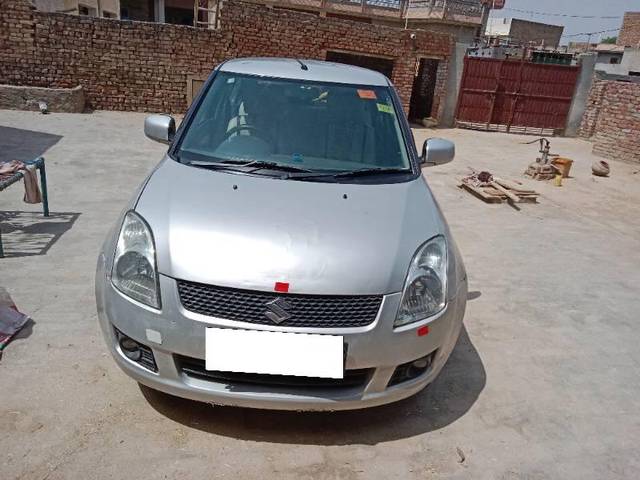 https://images10.gaadi.com/usedcar_image/4575118/original/processed_9fa615d9-ffac-4868-8a2b-e9cbe624b60b.jpg?imwidth=6402