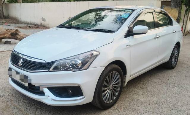 https://images10.gaadi.com/usedcar_image/4575129/original/a90761fa7cb393f1320a2a42e1a8ab82.jpg?imwidth=6401