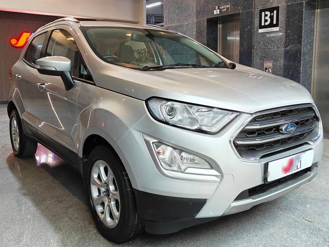 https://images10.gaadi.com/usedcar_image/4575133/original/processed_5b3891f88407ae52dc411c0fddfabc95.jpg?imwidth=6400