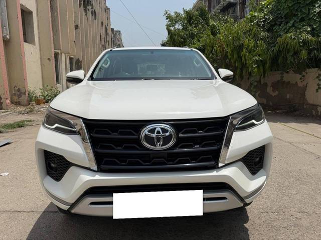 https://images10.gaadi.com/usedcar_image/4575151/original/processed_d8c53b7c986ecb1289c0c641ee6986e3.jpg?imwidth=6400