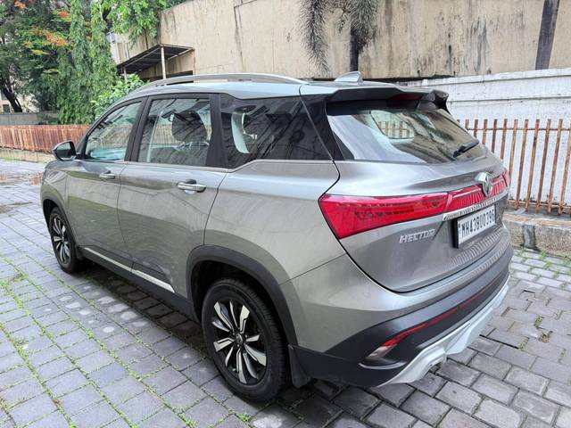 https://images10.gaadi.com/usedcar_image/4575155/original/processed_91f7b77d34907899b1a144f9f9a912e2.jpg?imwidth=6402