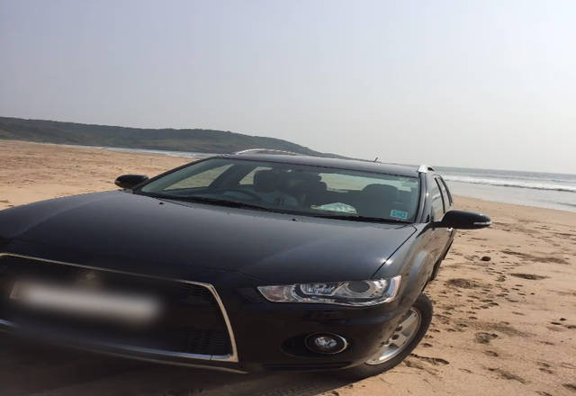 https://images10.gaadi.com/usedcar_image/4575179/original/64c66635-8f0e-4765-8f64-043f6fce83fa.?imwidth=6401