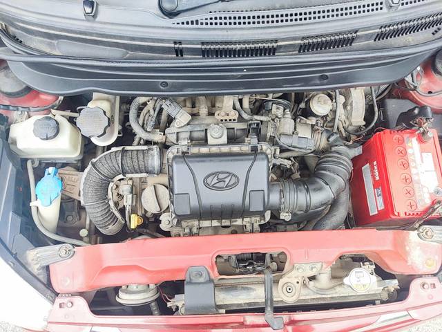 https://images10.gaadi.com/usedcar_image/4575218/original/ff6eb69bcb2528e224d58eb04435239c.jpg?imwidth=6402